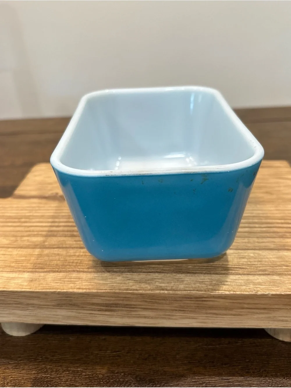 Pyrex bright blue